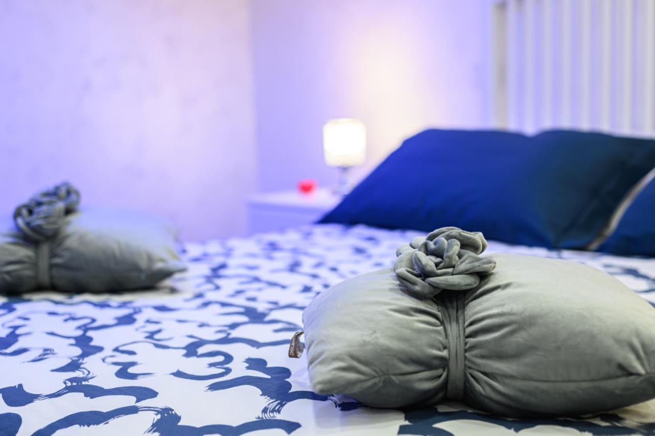 La Magnifica Napoli Apartments Gold House Luaran gambar
